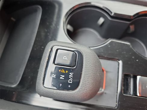 Used 2023 Nissan Rogue SV image 20