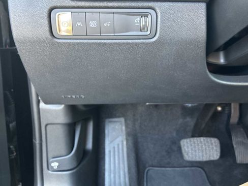 Certified 2024 Chevrolet Equinox EV RS image 18