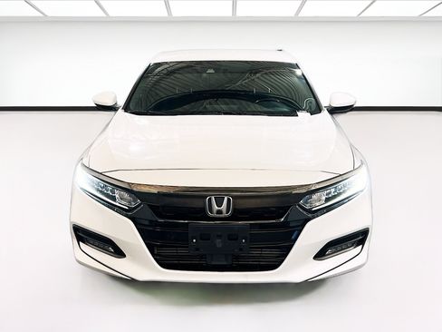 Used 2020 Honda Accord Sport image 2