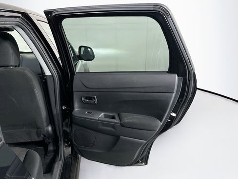 Used 2021 Mitsubishi Outlander Sport ES image 27