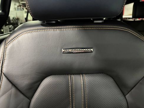 Used 2024 Ford Expedition Max Platinum AWD/4WD image 19