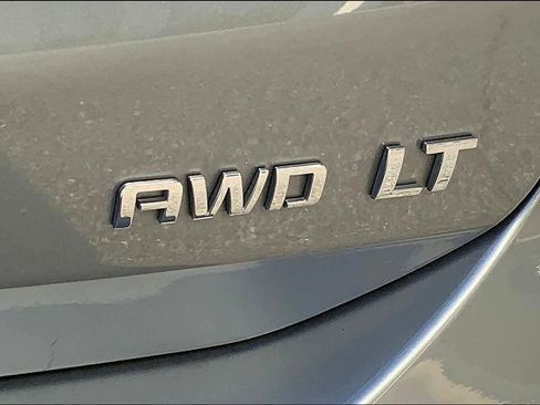 Used 2024 Chevrolet Equinox LT image 9