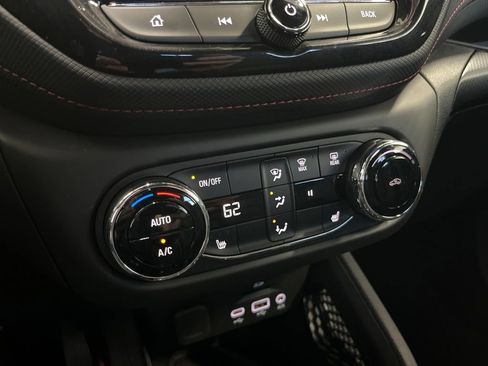 Used 2023 Chevrolet TrailBlazer RS w/ Sun and Liftgate Package AWD/4WD image 15