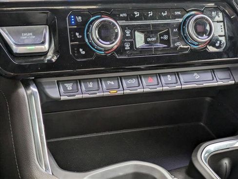 Used 2024 GMC Sierra 2500 Denali w/ Denali Reserve Package image 14