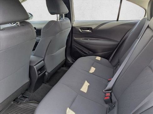 Used 2020 Toyota Corolla LE image 16