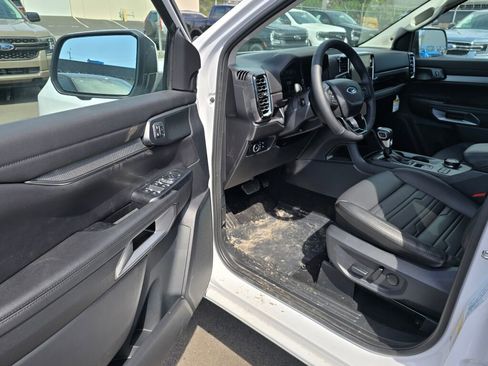 New 2026 Ford Ranger Lariat w/ Black Appearance Package AWD/4WD image 14