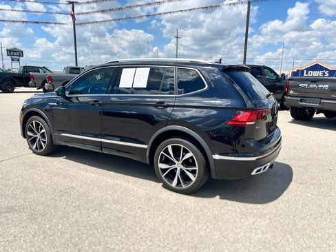 Used 2022 Volkswagen Tiguan SEL R-Line AWD/4WD image 4