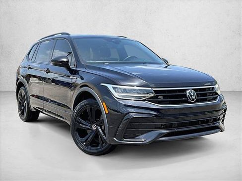 Used 2023 Volkswagen Tiguan SE R-Line FWD image 11