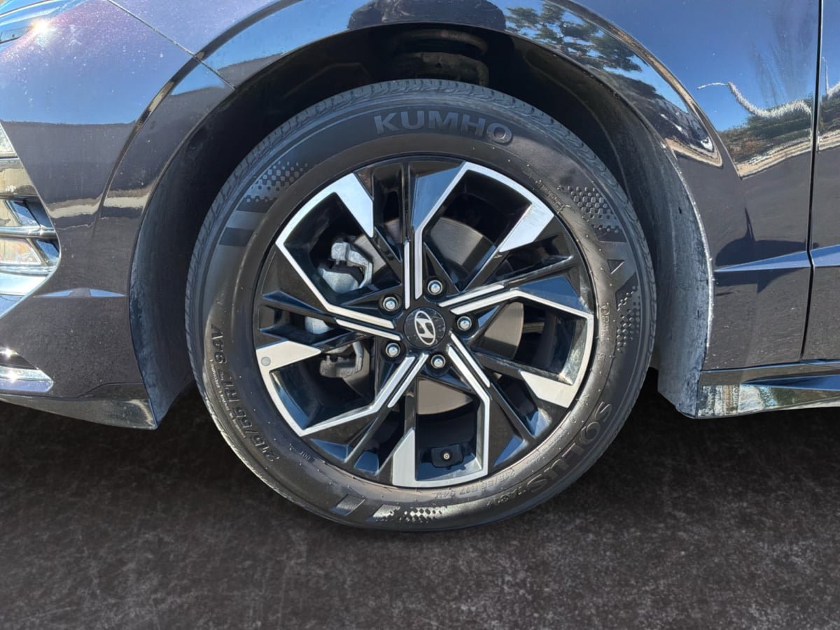Used 2025 Hyundai Sonata SEL FWD image 9