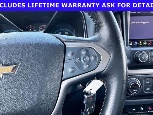 Used 2019 Chevrolet Colorado Z71 AWD/4WD image 16