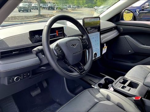 New 2025 Ford Mustang Mach-E Premium image 6