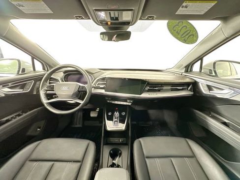 Used 2023 Audi Q4 e-tron Premium Plus w/ Premium Plus image 3