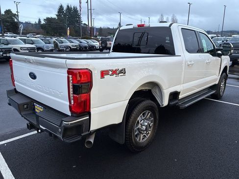 Used 2023 Ford F250 Lariat w/ FX4 Off-Road Package image 8