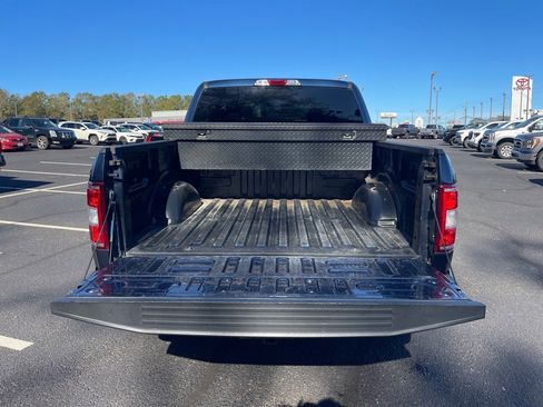 Used 2018 Ford F150 XLT w/ Equipment Group 302A Luxury image 16