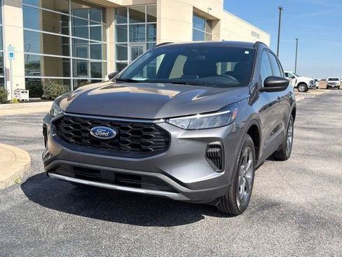 Certified 2025 Ford Escape ST-Line w/ Cold Weather Package AWD/4WD image 1