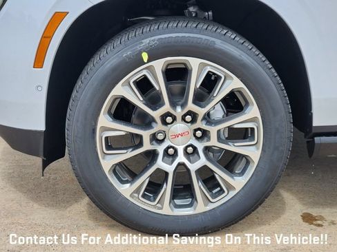 New 2026 GMC Yukon Denali w/ LPO, Floor Liner Package AWD/4WD image 7