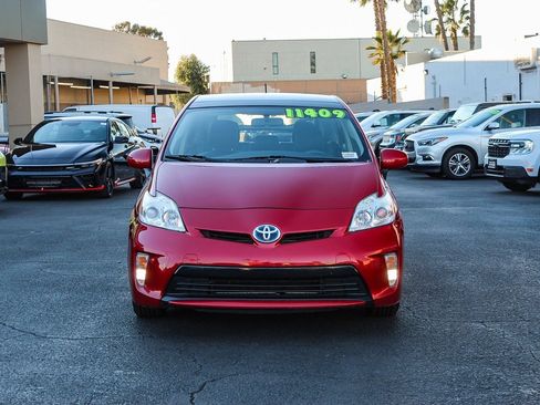 Used 2015 Toyota Prius Three image 2