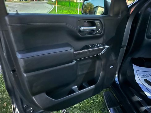 Used 2019 Chevrolet Silverado 1500 LTZ w/ LTZ Plus Package image 34