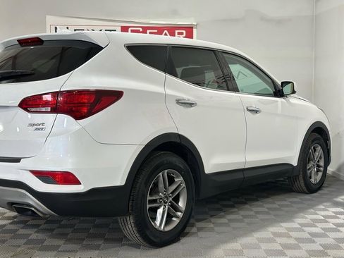 Used 2017 Hyundai Santa Fe Sport AWD/4WD image 8