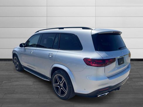 Used 2026 Mercedes-Benz GLS 450 4MATIC image 5