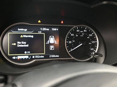 Certified 2025 Nissan Versa SR w/ Trunk Package FWD image 21