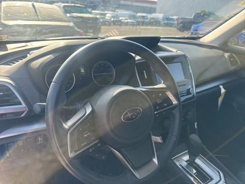Used 2023 Subaru Forester Premium AWD/4WD image 10