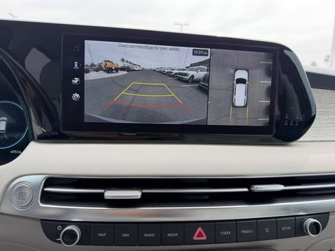 Used 2023 Hyundai Palisade Calligraphy image 29