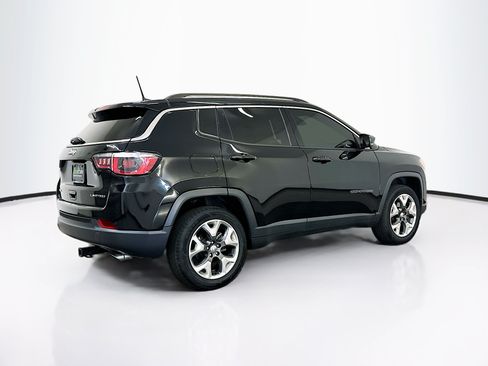 Used 2018 Jeep Compass Limited AWD/4WD image 9