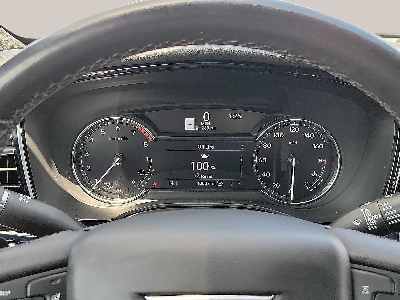 Certified 2025 Cadillac XT6 Premium Luxury AWD/4WD image 19