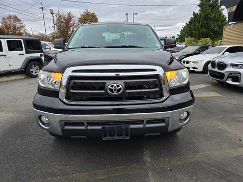 Used 2013 Toyota Tundra 4x4 CrewMax image 8