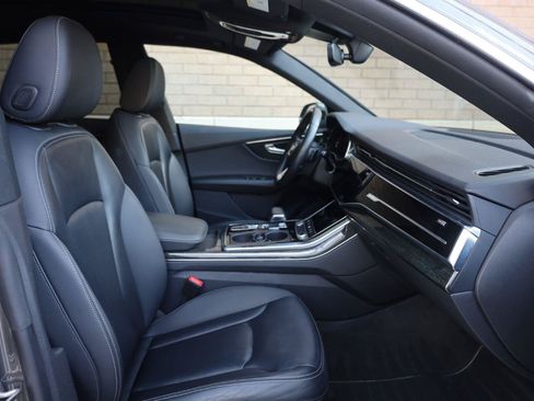 Used 2019 Audi Q8 Premium w/ Convenience Package AWD/4WD image 29