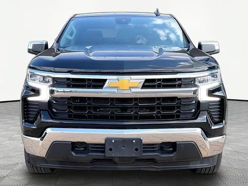 Used 2023 Chevrolet Silverado 1500 LT AWD/4WD image 2