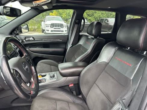 Certified 2021 Jeep Grand Cherokee Trailhawk w/ Premium Lighting Group AWD/4WD image 5