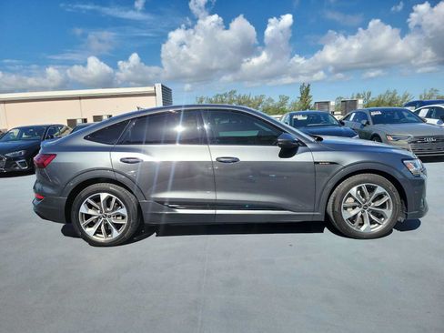 Used 2021 Audi e-tron Premium Plus w/ Premium Plus Package AWD/4WD image 7