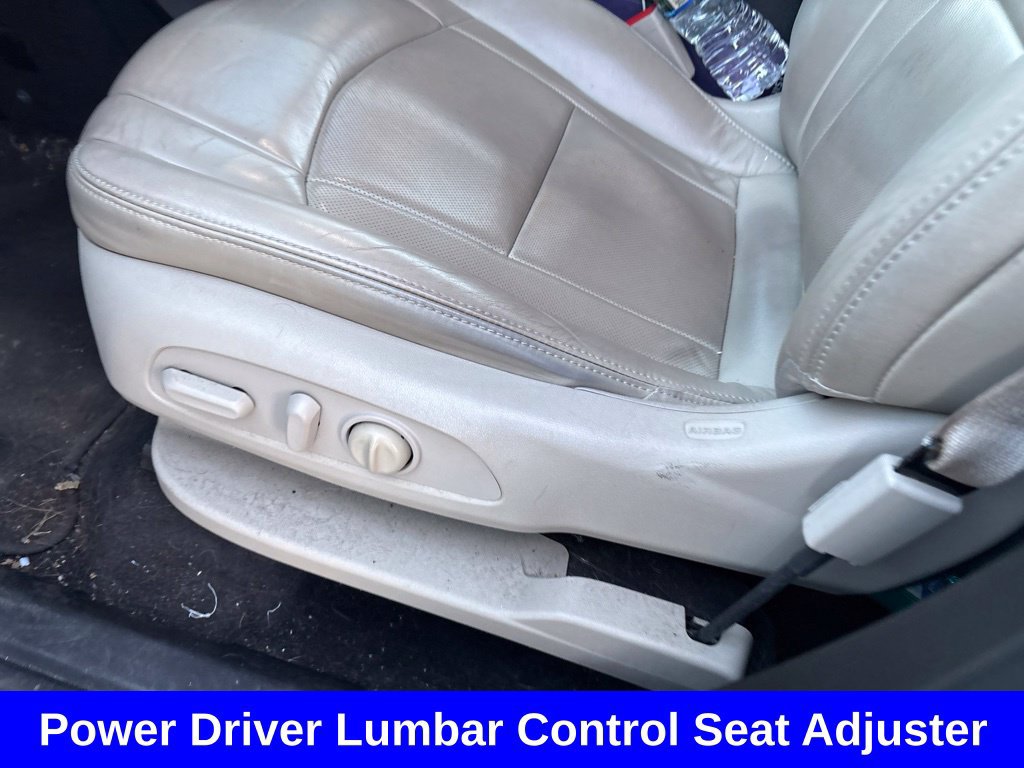 Used 2018 Buick Enclave Essence AWD/4WD image 16