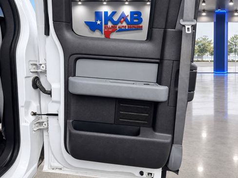 Used 2011 Ford F150 XLT w/ XLT Convenience Pkg AWD/4WD image 15