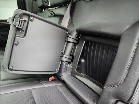 Used 2024 GMC Sierra 2500 Denali w/ Denali Reserve Package image 43