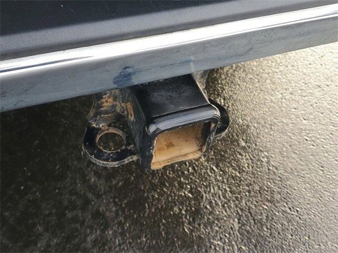 Certified 2024 GMC Sierra 2500 SLE w/ SLE Value Package; image 8