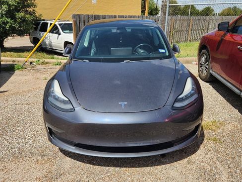Used 2019 Tesla Model 3 Standard Range Plus RWD image 2