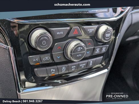 Certified 2019 Jeep Grand Cherokee Overland RWD image 22