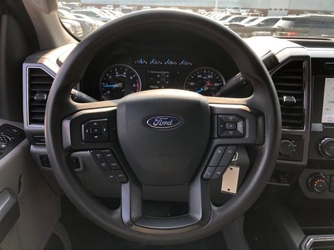 Used 2020 Ford F350 XLT w/ XLT Premium Package image 18