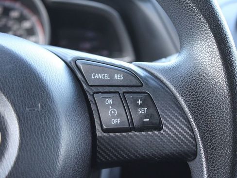 Used 2014 MAZDA MAZDA3 i Sport image 27