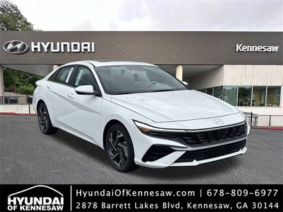 New 2025 Hyundai Elantra SEL