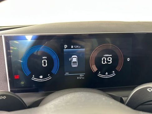 Used 2026 Hyundai Santa Cruz SEL AWD/4WD image 36