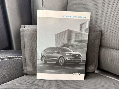 Certified 2020 Ford Edge ST w/ Cold Weather Package image 37