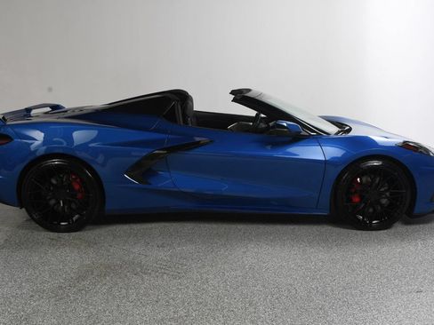 Used 2020 Chevrolet Corvette Stingray Premium Conv w/ 3LT Preferred Equipment Group RWD image 8