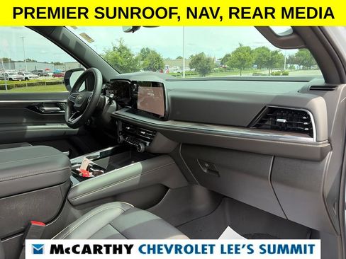 Used 2026 Chevrolet Tahoe Premier AWD/4WD image 31