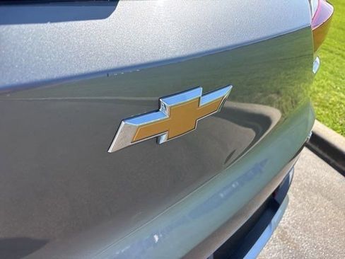 Used 2023 Chevrolet TrailBlazer LT FWD image 46