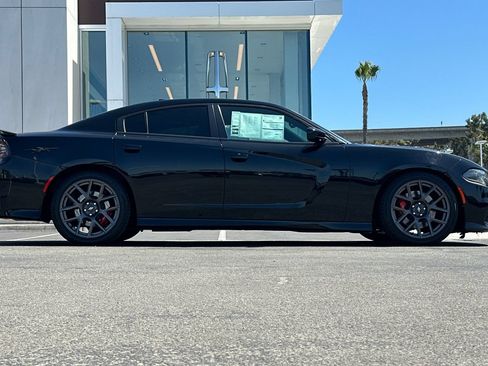 Used 2019 Dodge Charger GT w/ Plus Group RWD image 2