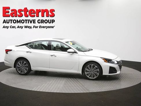 Used 2023 Nissan Altima 2.5 SL AWD/4WD image 47